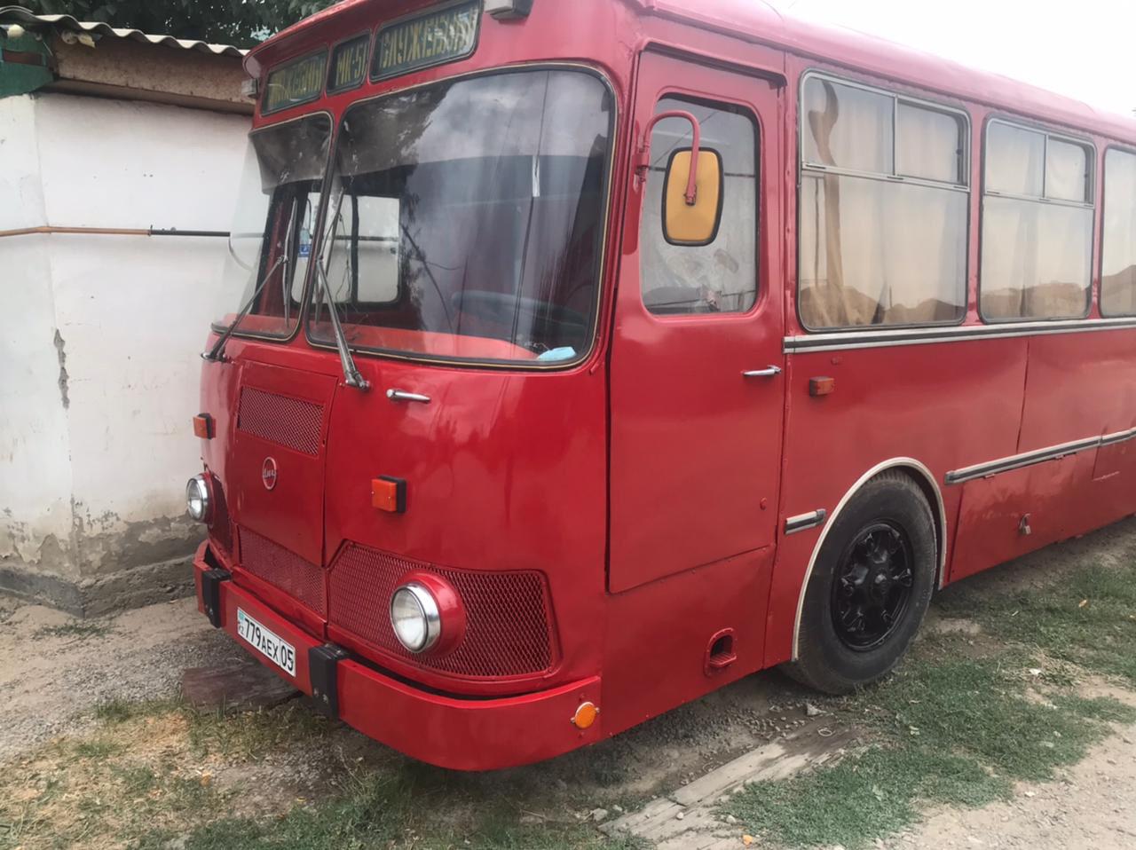 Автобус Красный<br><br>