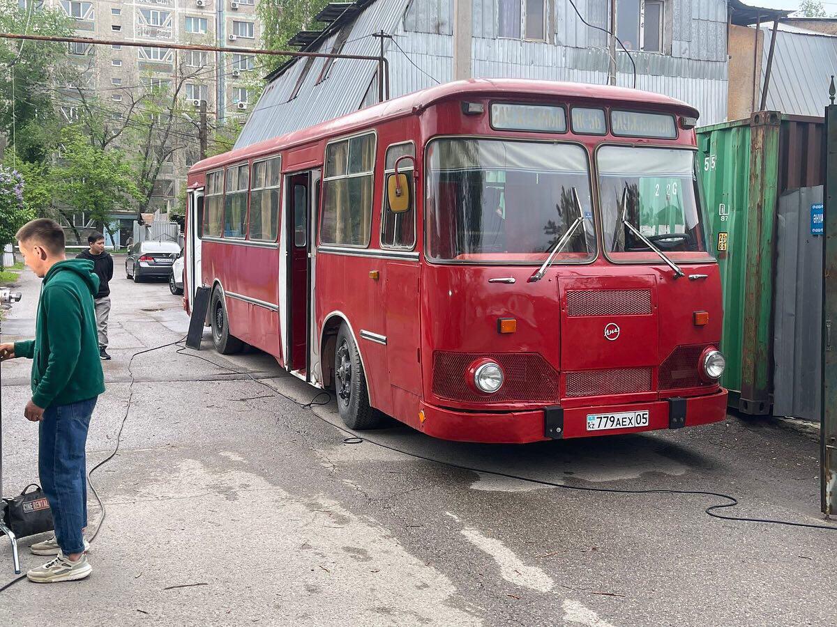 Автобус Красный<br><br>